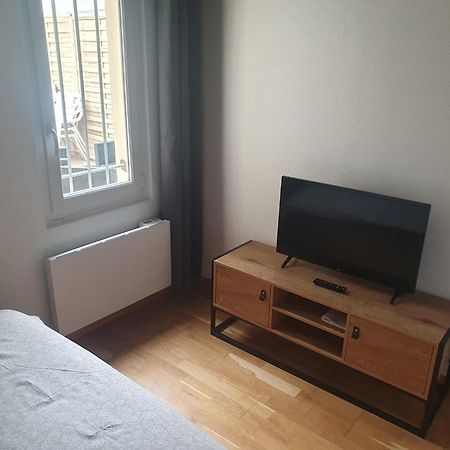 Maison Plain Pied Avec Jardin Villeneuve le Roi Bagian luar foto